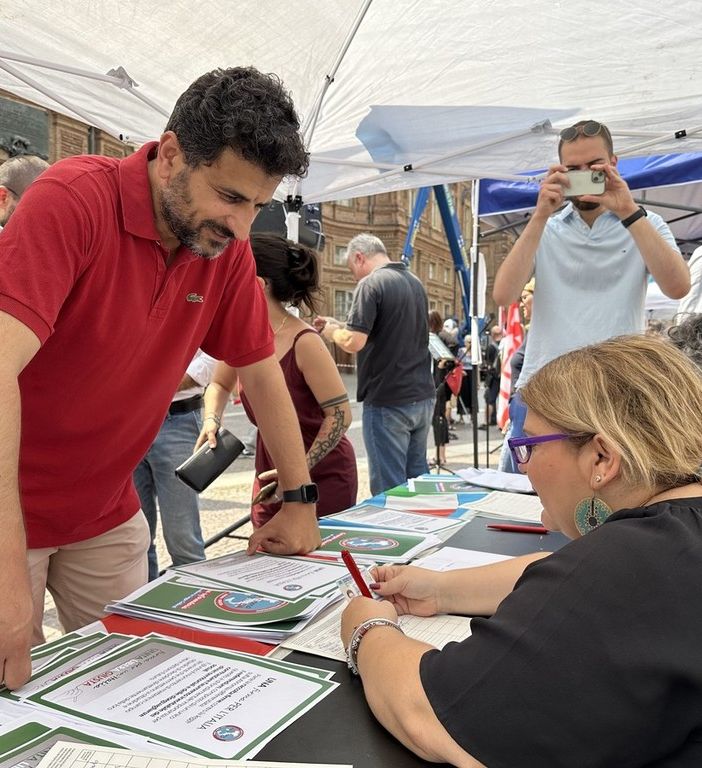 In Piemonte il Pd in prima linea per la raccolta firme contro l’autonomia differenziata