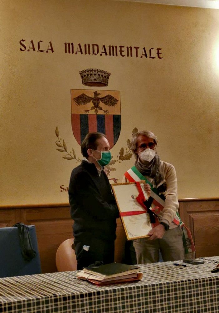 Il dr Barbero va in pensione, il saluto del Comune di Santa Maria