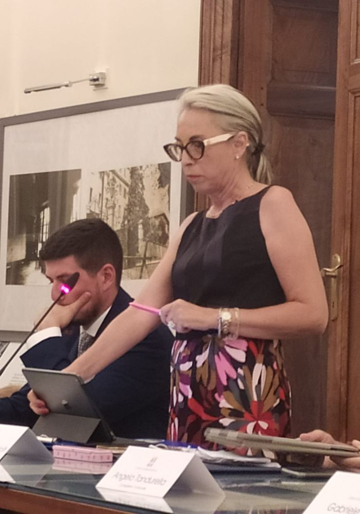 Gandolfi contro Pizzi: &quot;Il benvenuto civico ai neo maggiorenni senza i ragazzi: scelta illuminata&quot;