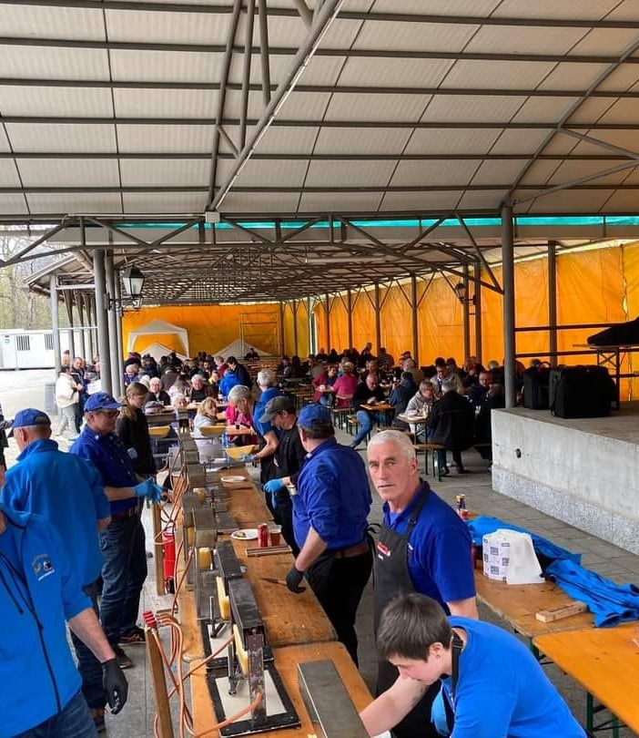 La comunità di Simplon Dorf ospite a Trontano per una raclette in compagnia