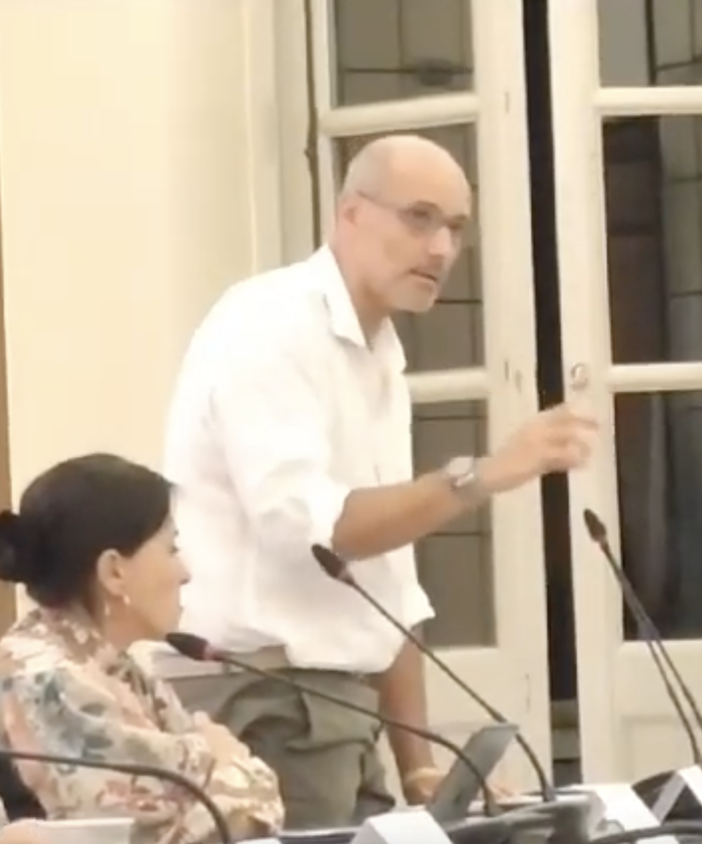 Il consiglio comunale domese vota all'unanimità il mantenimento della scuola di Calice