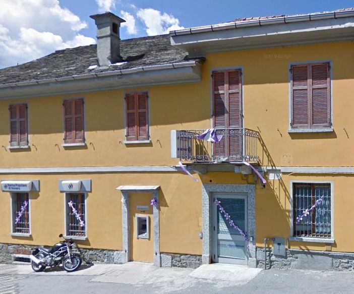 Premosello, la minoranza: “A quando il trasferimento dell'ufficio postale nell'ex sede della banca?”