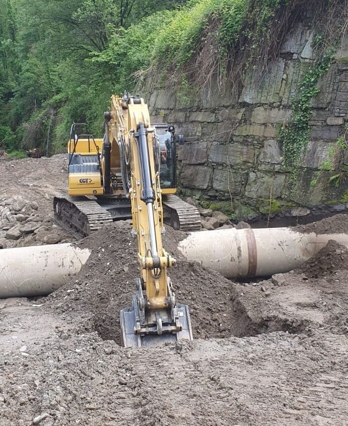Bognanco, dopo la posa del ponte bailey si procede con i lavori sul versante