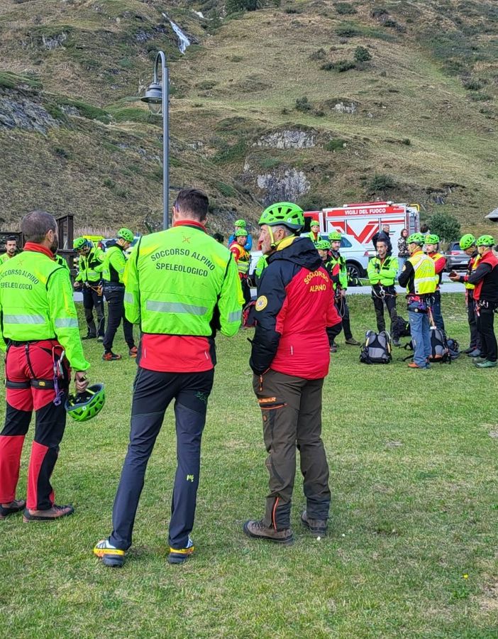 Frana al Città di Busto, il Soccorso Alpino regionale: &quot;Scenario instabile, proseguono i distacchi&quot;