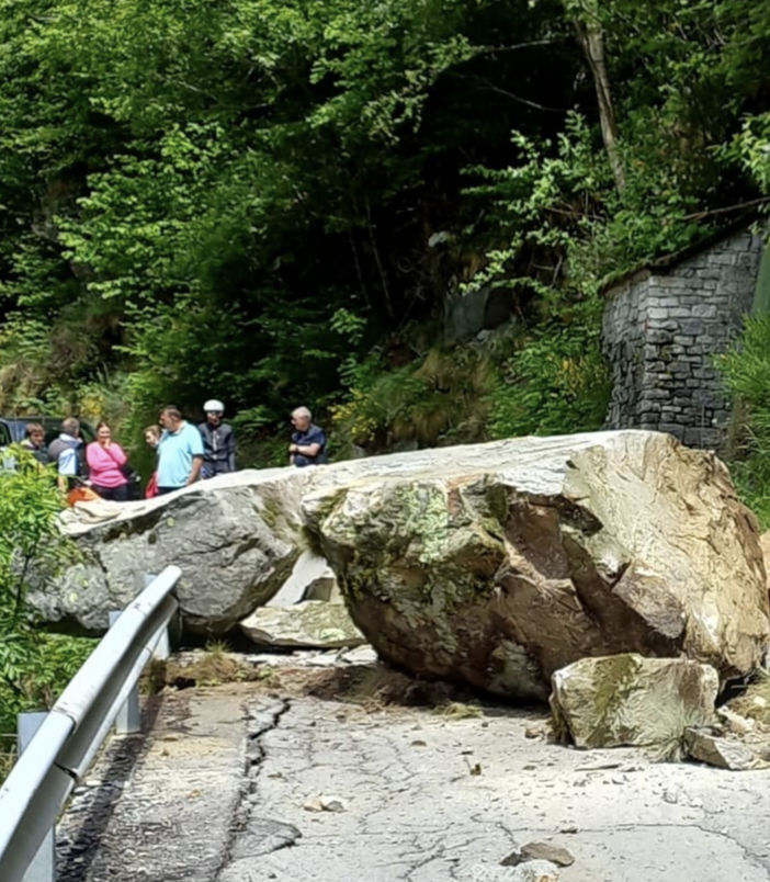 Frana sulla strada per San Domenico