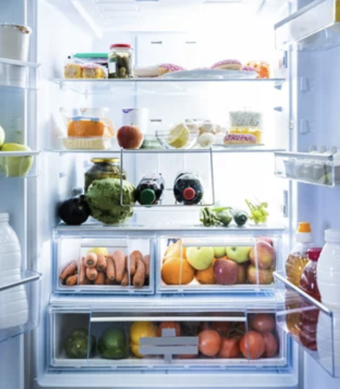 Frigorifero: le regole di buon utilizzo per conservare al meglio il cibo