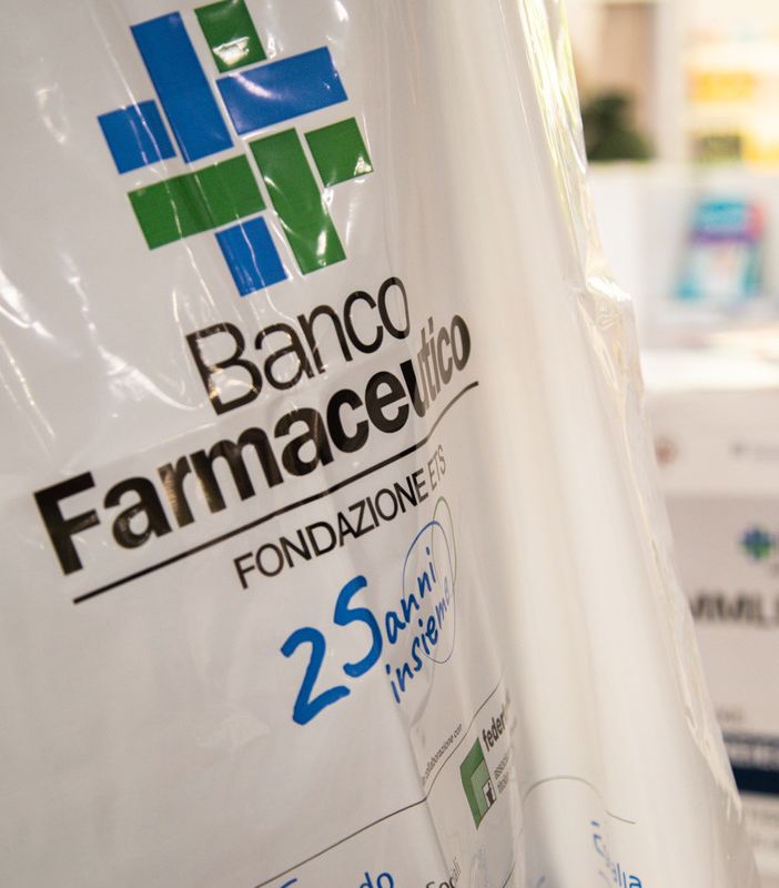 Banco Farmaceutico, raccolta record nel Vco: oltre 2400 medicinali donati