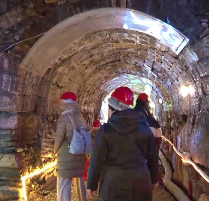 Studio Aperto Mag racconta la Grotta di Babbo Natale di Ornavasso VIDEO