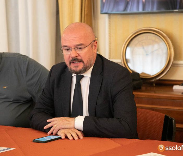 Borghi: ''Il Governo latita sul telelavoro dei frontalieri''
