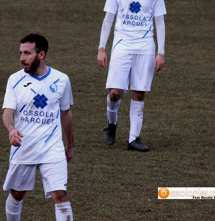 Simone Zonca, del Villa, è uno degli ex in campo nel derby avendo giocato per diversi anni nell'Ornavassese