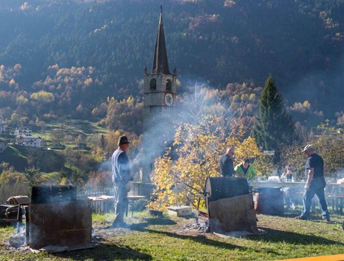 Baceno,  in forma ridotta la sagra Mele e Miele
