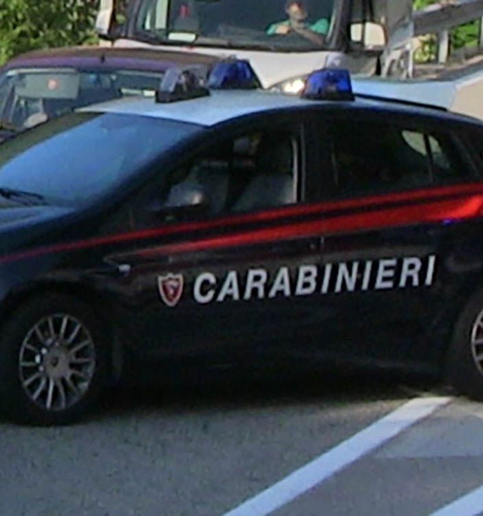 Denunciato dai carabinieri per falsa dichiarazione a pubblico ufficiale