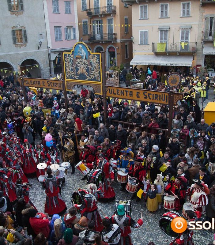 Domodossola prepara il Carnevale: la consegna delle chiavi sul balcone del municipio