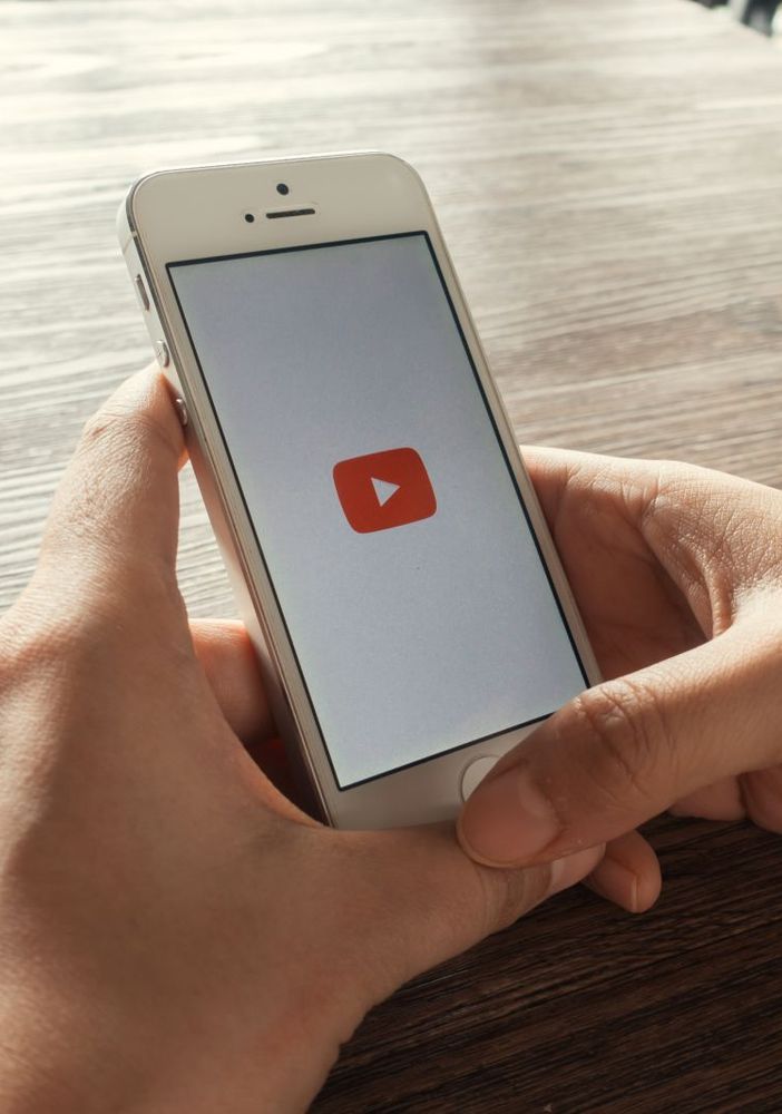 L’evoluzione dei social network: da spazi di condivisione a video intrattenimento
