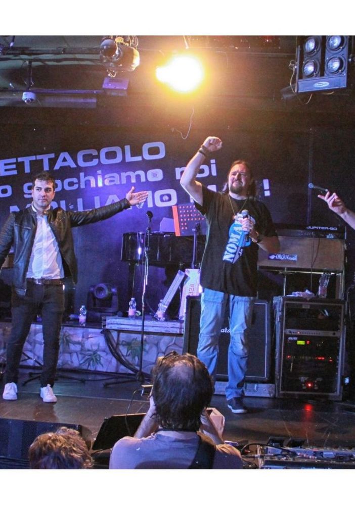 Nomadi in concerto a Domobianca365, ospite il Cantante della Solidarietà