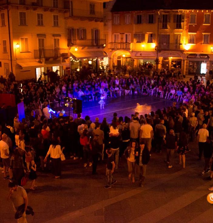 Stasera si balla il liscio in piazza Mercato