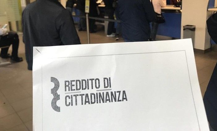Stop al reddito di Cittadinanza, Inps ha inviato le comunicazioni di sospensione