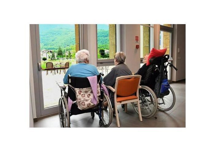 Nuovo grido d'allarme delle Rsa: “Molte strutture a rischio chiusura, dopo un anno non è cambiato nulla”