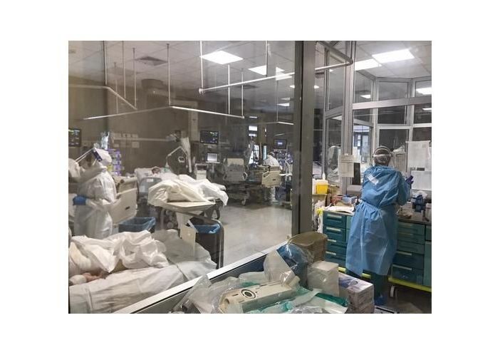 La pandemia in Svizzera, fra aumento dei ricoveri e falsi Green Pass