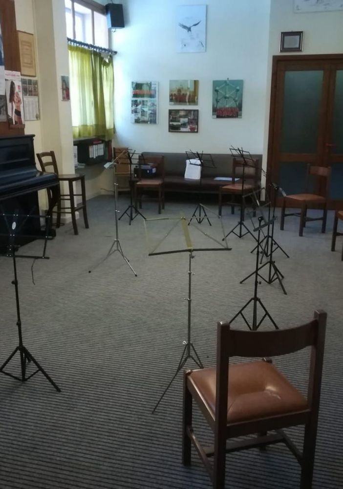 Il Maestro del Coro Monterosa dona la sede alla Sezione CAI di Macugnaga