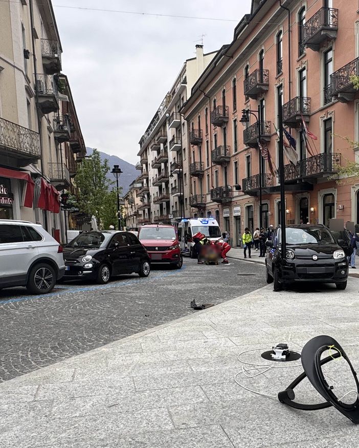 Donna investita in via Marconi