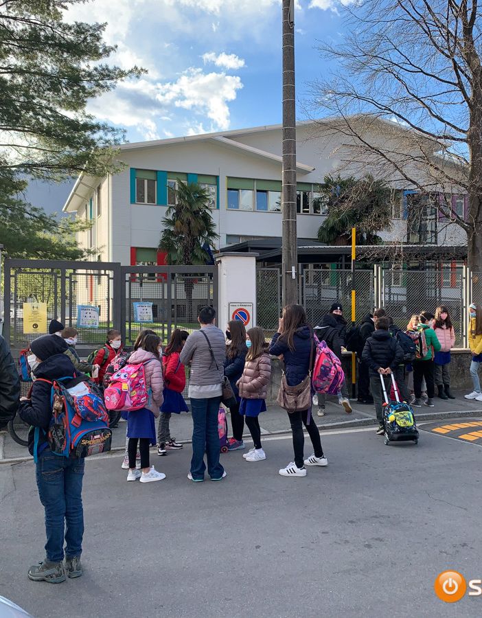 Riaperti i cancelli delle scuole per i più piccoli FOTO
