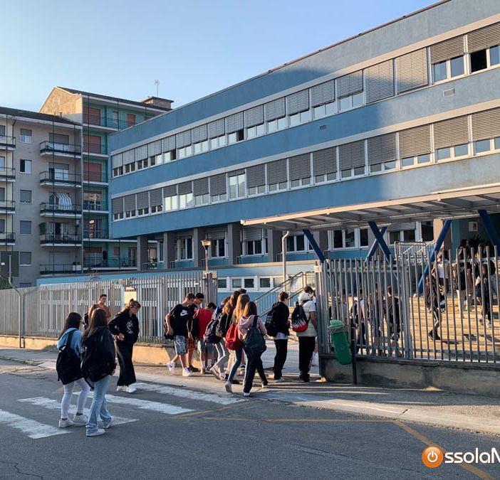 Nuovo anno scolastico: gli auguri di Gioventù Nazionale Vco