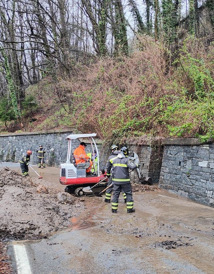Maltempo, superlavoro per i vigili del fuoco vigezzini