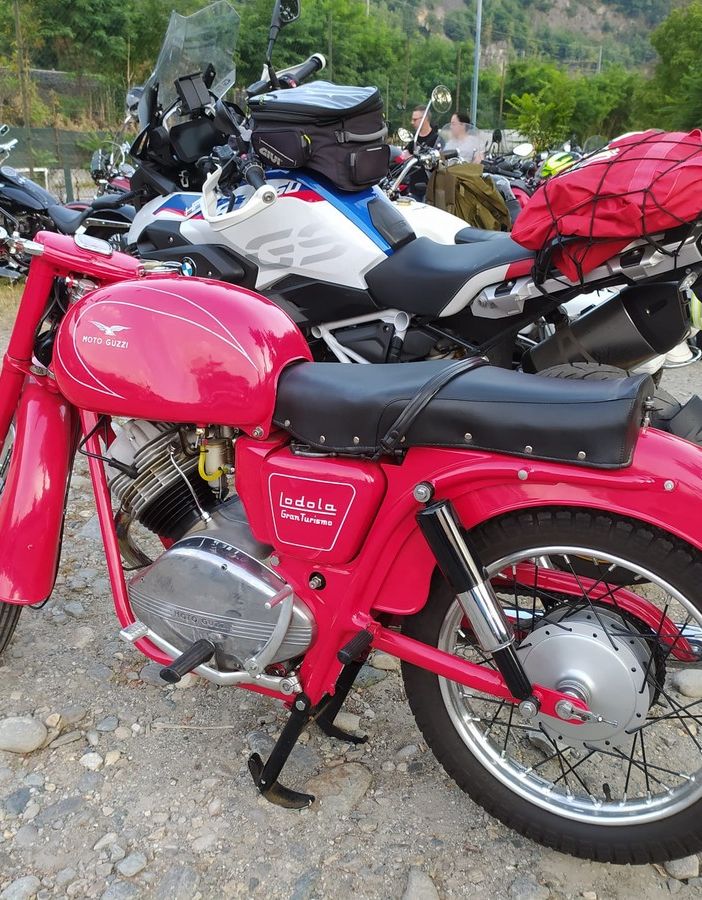 A Cardezza domenica 24 settembre una giornata con il Guzzi Friends