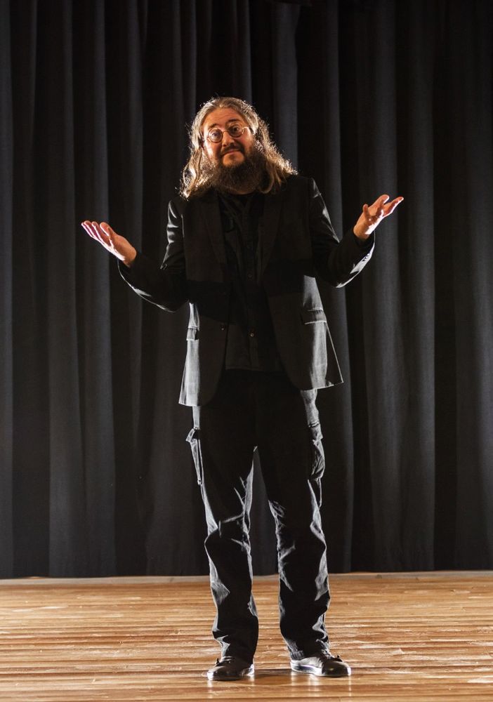 Oxilia, a Crevola lo spettacolo teatrale di Roberto Mercadini