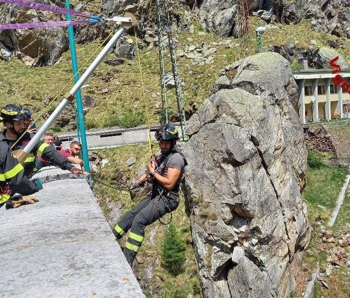 Esercitazione dei vigili del fuoco alla diga di Campliccioli. FOTO E VIDEO