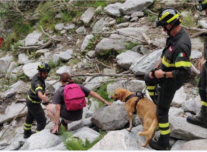 Turista varesina si perde con il suo cane, salvata dai Vigili del fuoco