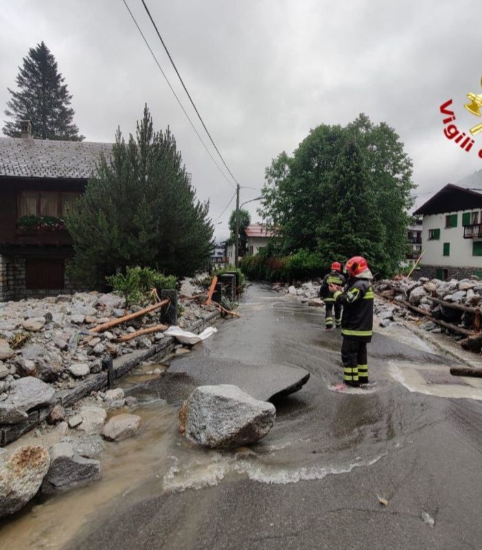 Macugnaga si evacuano le famiglie in difficoltà