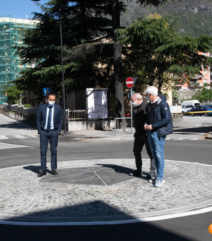 Riaperta al traffico la rinnovata piazza Matteotti FOTO E VIDEO