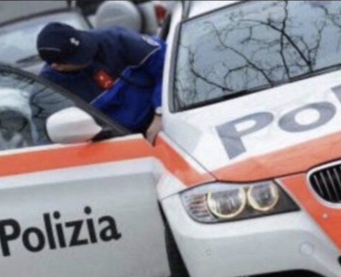 Tentata rapina in gioielleria a Bellinzona: la polizia diffonde l'identikit dei malviventi in fuga