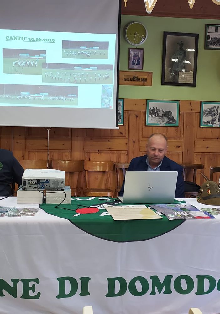 Centenario alpini, cresce l'attesa per il carosello delle fanfare VIDEO