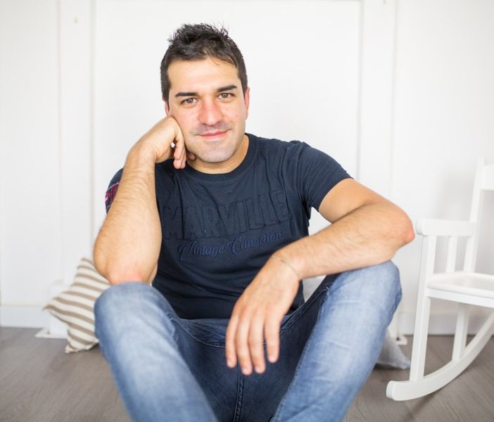 Il Cantante della Solidarietà aprirà il concerto di Bennato al Lusentino