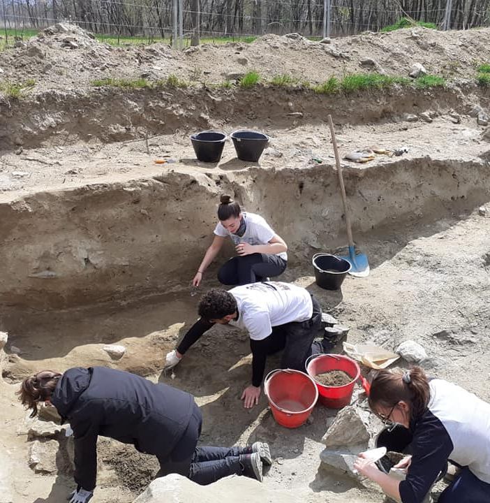 Gli archeologi tornano a scavare a Ornavasso