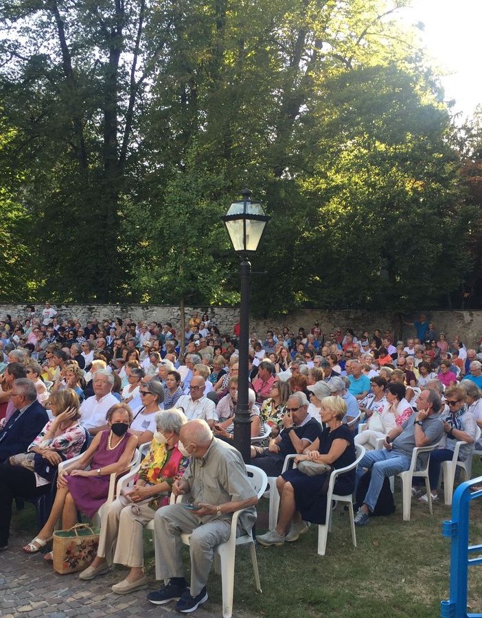 Inaugurazione con il botto per Sentieri e Pensieri FOTO E VIDEO