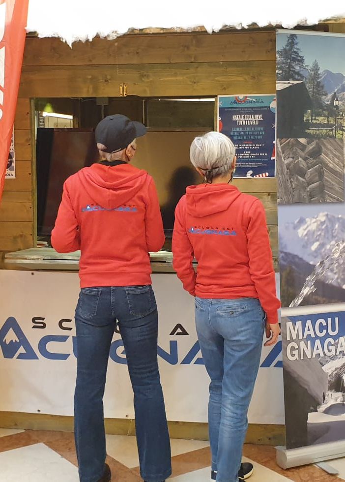 “Scivolando” con la Scuola Sci Macugnaga