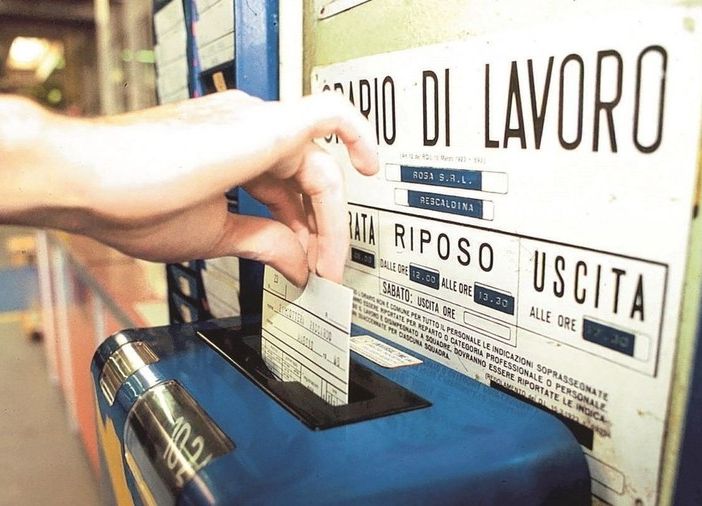 Ticino, socialisti e verdi propongono una settimana lavorativa di 32 ore con salario al 100%