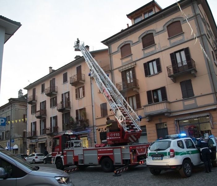 L’autoscala dei vigili del fuoco è ritornata a Domodossola
