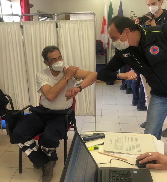 Vaccine day per i volontari della Protezione civile