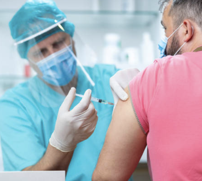 Covid, nella scorsa settimana vaccinate oltre 34mila persone