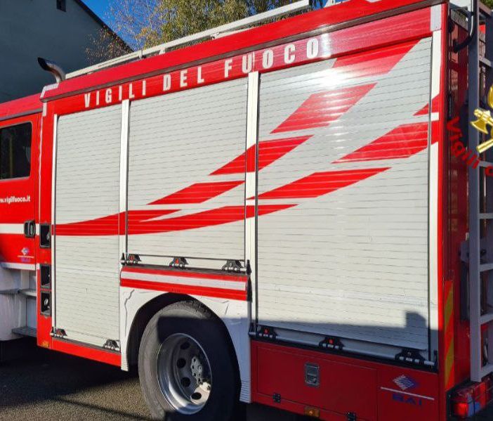 Incendio nello scantinato di un condominio in via san Francesco
