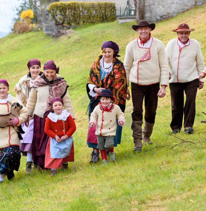 Festa a Santa Maria Maggiore per il Weekend del Folklore