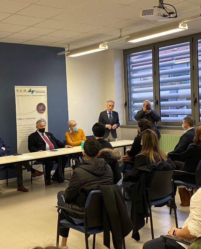 Vco Formazione, consegnati gli attestati ai nuovi  operatori socio sanitari
