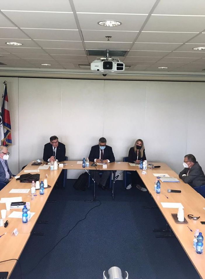 Accordo tra cooperative e sindacati per &quot;rigenerare&quot; le piccole e medie imprese
