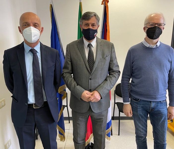 Un gruppo medico-legale autorizzerà le vaccinazioni dei fragili non compresi nelle categorie ministeriali