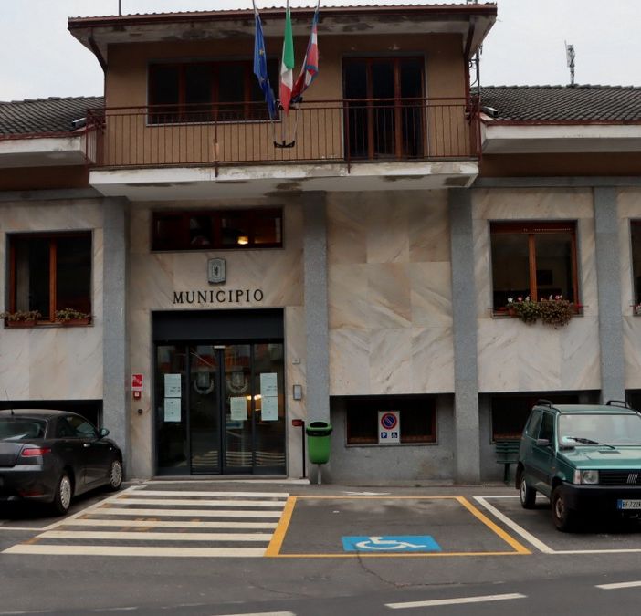Minoranza assente, consiglio superveloce a Crevoladossola
